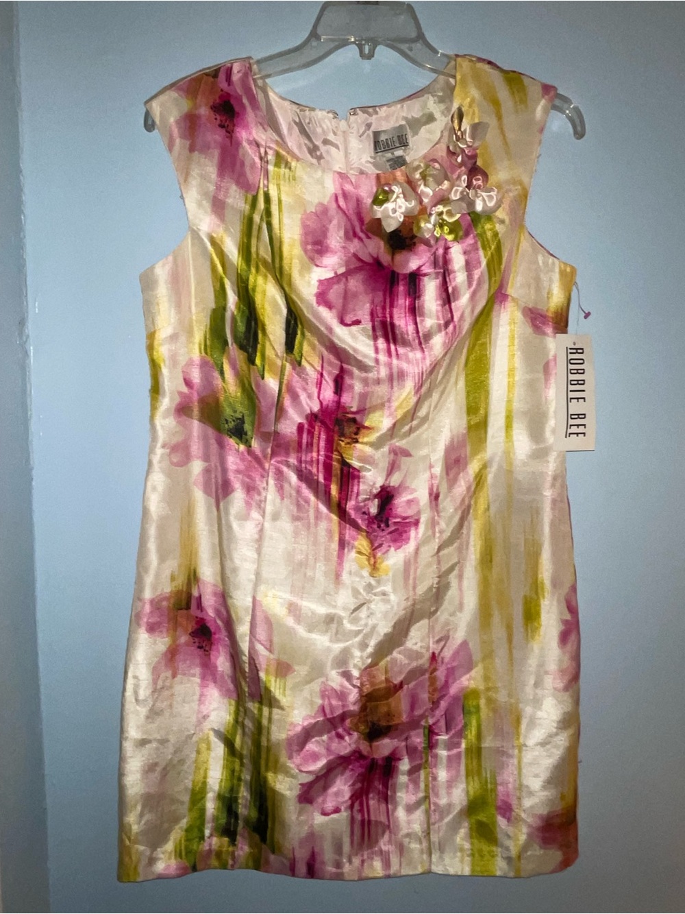 ROBBIE BEE floral print sleeveless knee-length dress. Size 14 NWT
